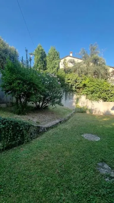 Dear George, House Apartment Verona