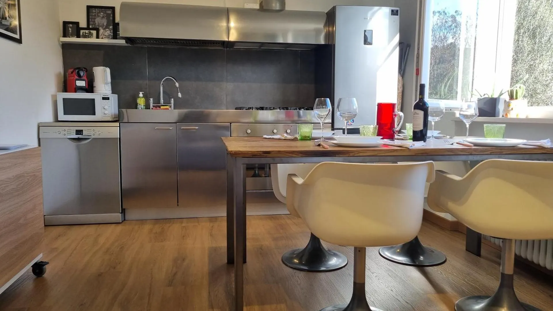 Dear George, House Apartment Verona